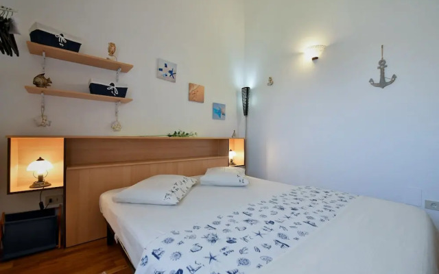 Apartment 1877