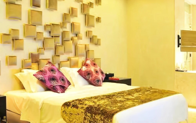 Fenghuangdao DZ Hotel