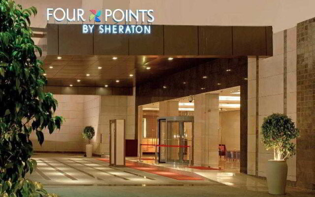 Отель Four Points By Sheraton Jaipur вид на фасад