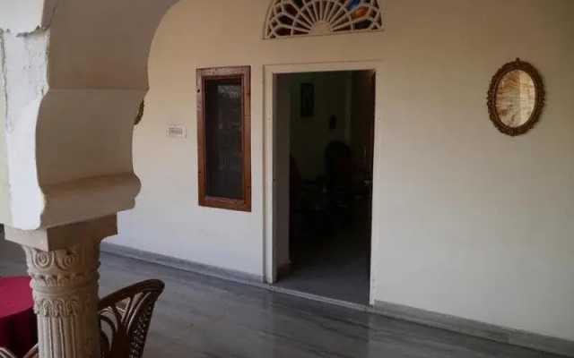 Nana Ki Haveli Hotel