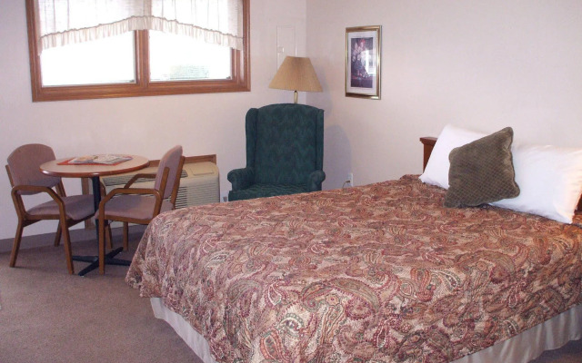 The Plaza Motel