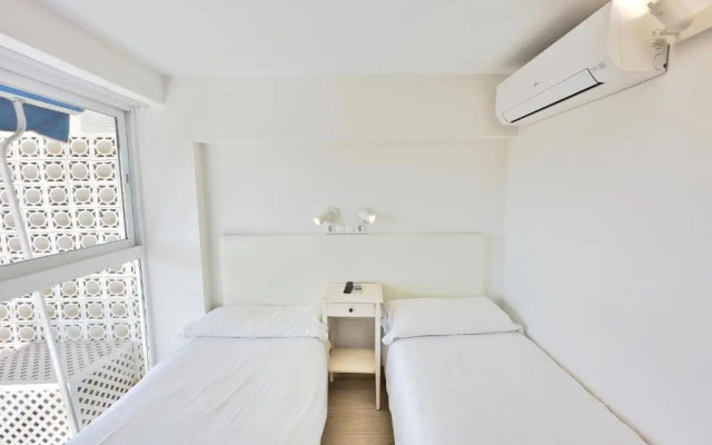 Skol 514 East Facing Duplex Apartment with Sea Views