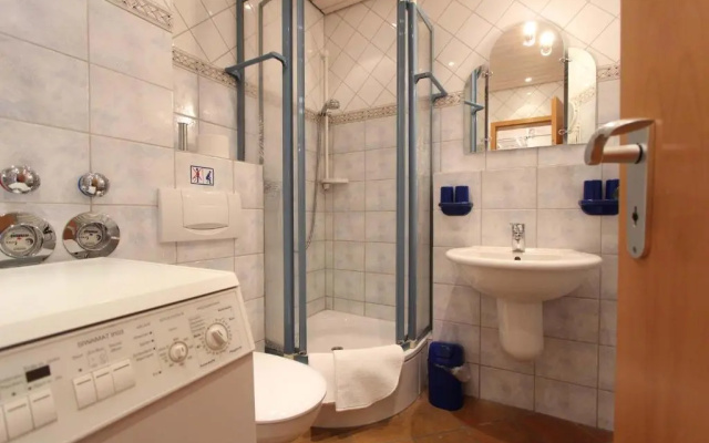 Ostlandstraße 12 Whg 5 OG