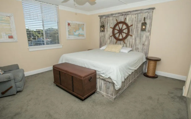Dolphin Point 205A - 2 Br Condo
