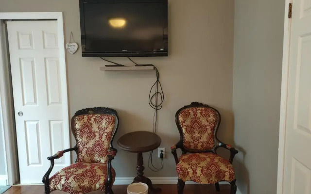 Semi Centre House