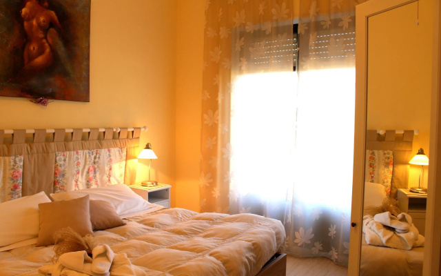 Eremes Rooms & Apartments