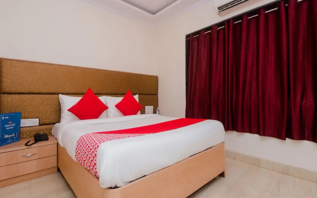OYO 13308 Nest Inn