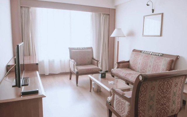 Shanghai Charms Hotel