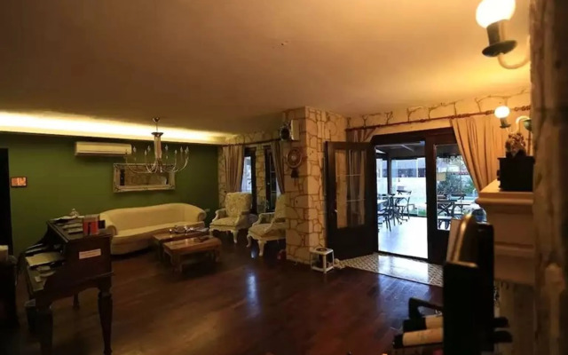 Alacati Seven Rooms Hotel