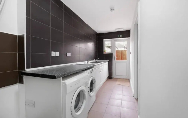 Argyll Rooms Self-Contained Studio with En-Suite