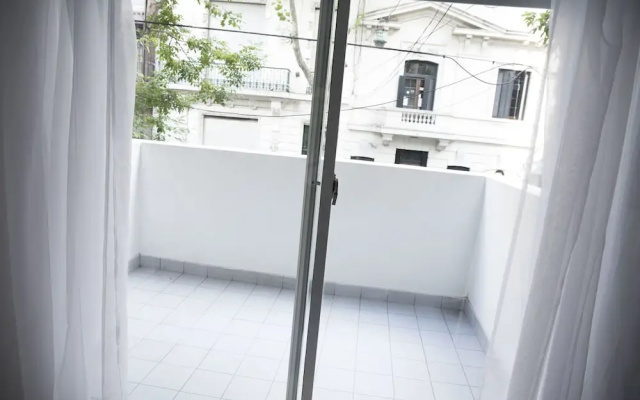Suites & Studios 3