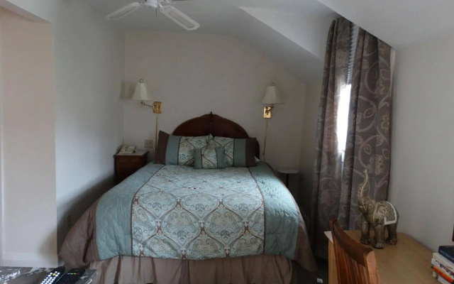 Hochelaga Inn