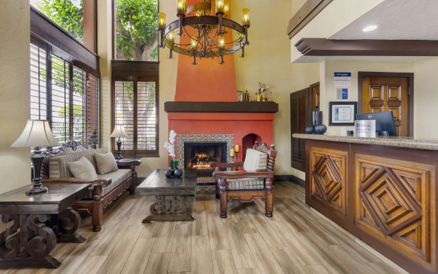 Best Western Americana Inn