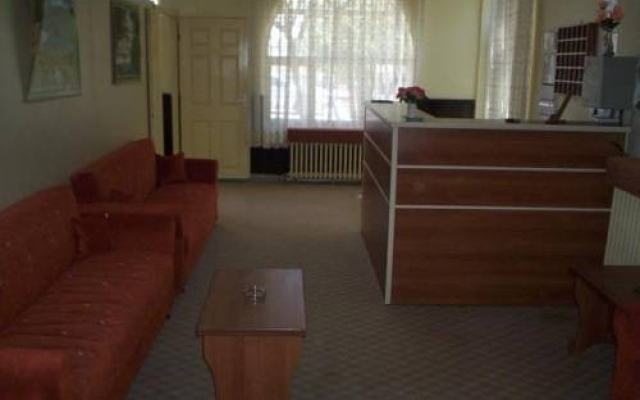 Yakut Hotel