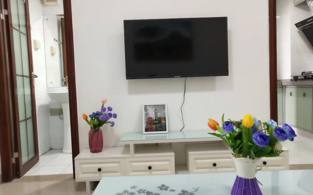 Gemmed Apartment