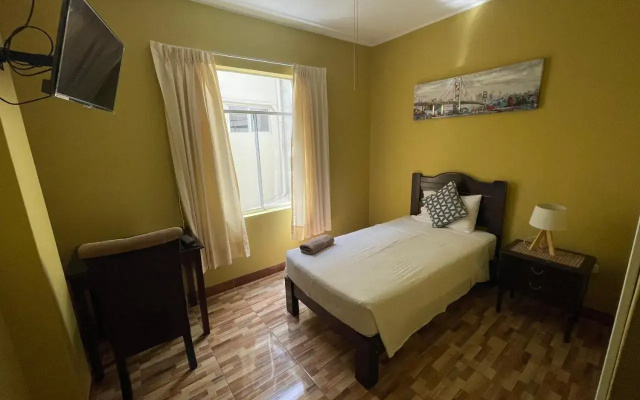 Calmelia Hospedaje