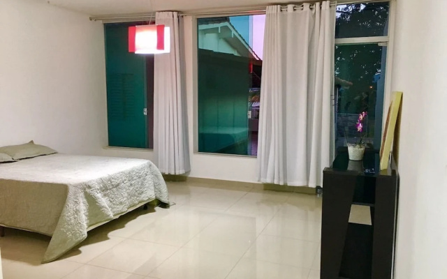Oasis do Lago - Casa para 20 pessoas com 6 quartos