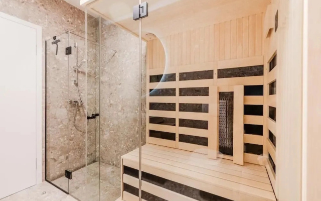 Apartment Hajdi with Sauna & Garage
