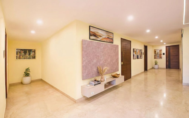 FabHotel Hygge Stay - 1.5km from Belvedere Towers Metro Station Gurgaon