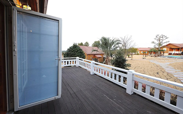 Jejudaeseong Rest Village Pension