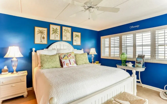 Popular Amelia South Panoramic Ocean View Condo by RedAwning