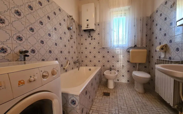 Apartment 930