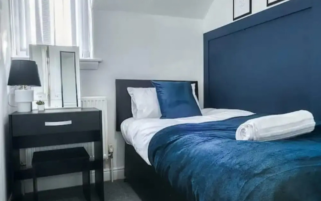 Home Near City Centre, Pets Welcome, Parking
