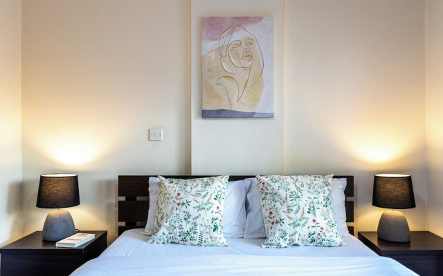 Freya 1-Bedroom Apt & Balcony in Larnaca