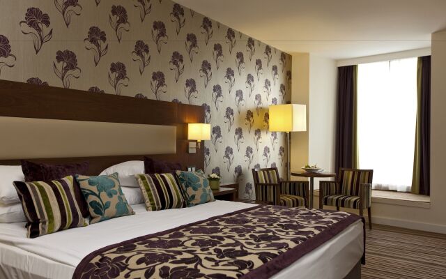 Отель Ramada Plaza Liege City Center Льеж комната для гостей