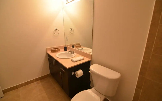 Riviera Apartments at River Oaks Marina