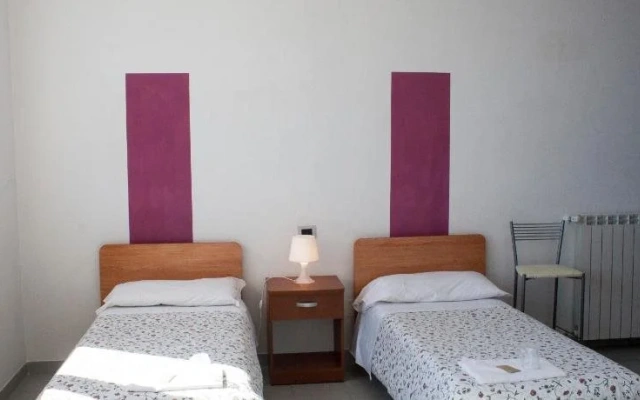 Perla del Levante Hostel