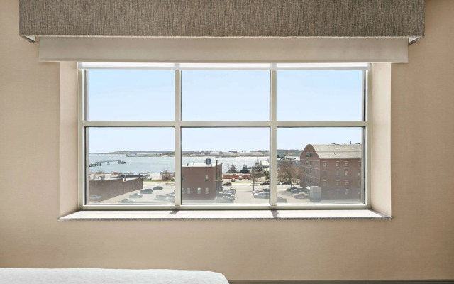 Hampton Inn Portland Downtown - Waterfront