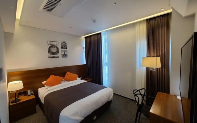 Hotels One