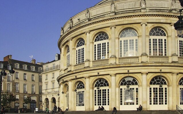Отель Aparthotel Adagio access Rennes Centre вид на фасад