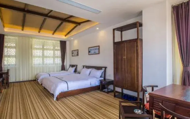 Yijiang Hotel (Banan Ronghui Xiliutuo Ancient Town Branch)