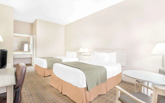Baymont by Wyndham Crestview