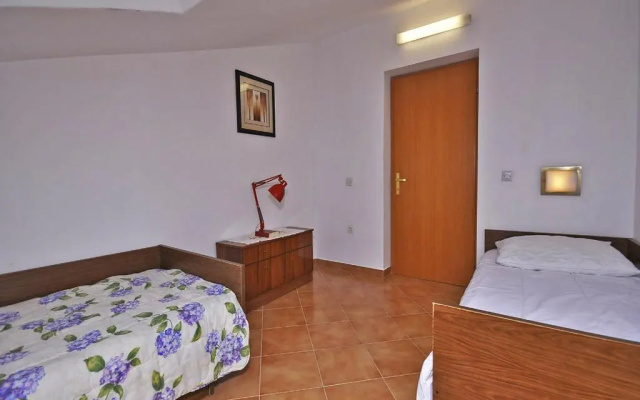 Apartments Ljiljana