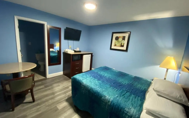 Red Carpet Inn and Suites