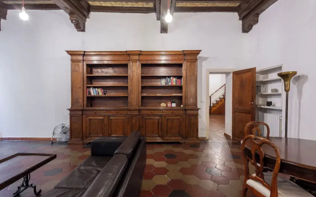 Piazza Navona Charming Large Apartment