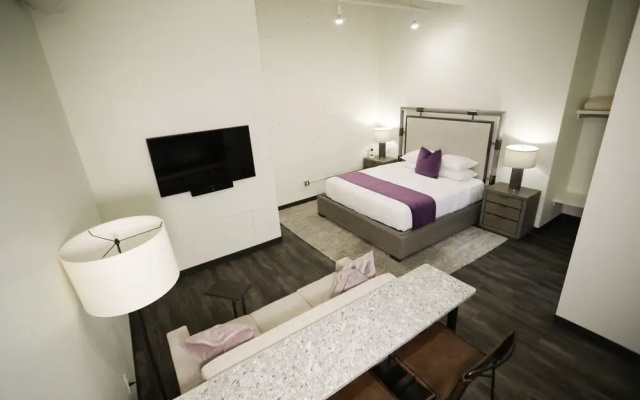 Studio 154 Luxury Hotel
