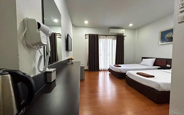 Bordin Hotel