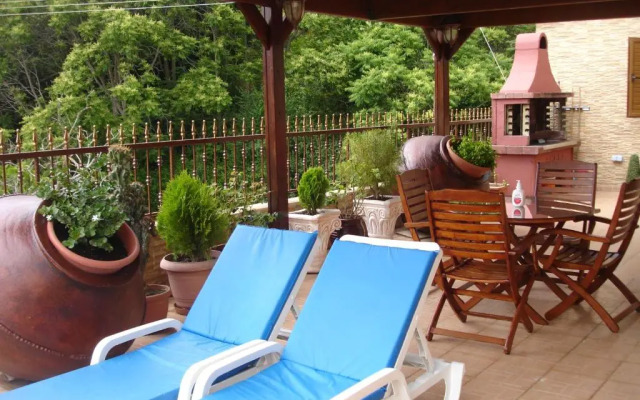 The Love Holiday House