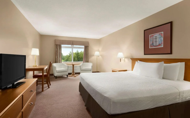 Days Inn & Conference Centre Oromocto