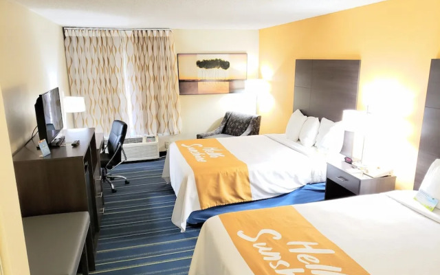 Days Inn Burlington East