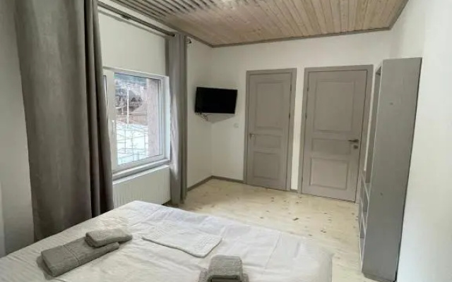 Kelef House