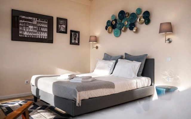Nomad's Porto City & View