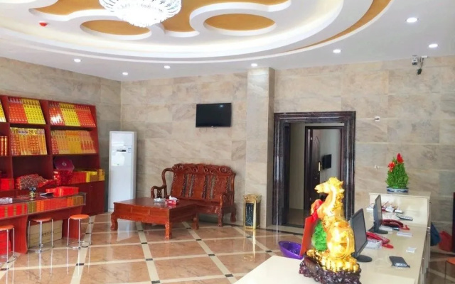 Yiyi Chain Hotel (Hengyang Hengshan Scenic Area Entrance Shop)