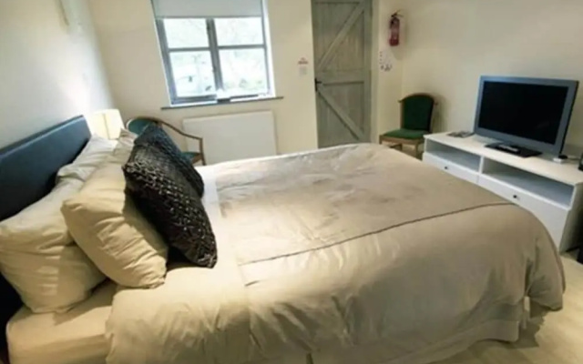 The Live and Let Live Country Inn
