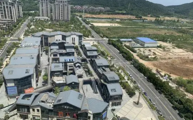 Wuhan Howard Johnson Optics Valley Hotel