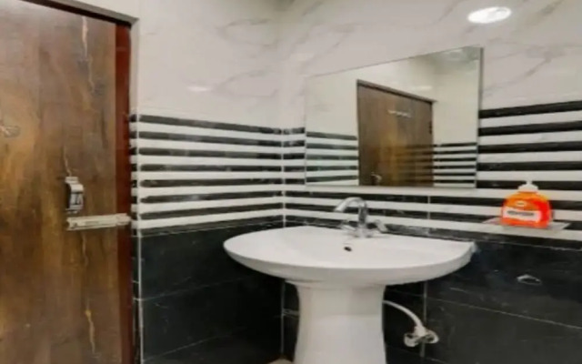 Hotel Luv Inn